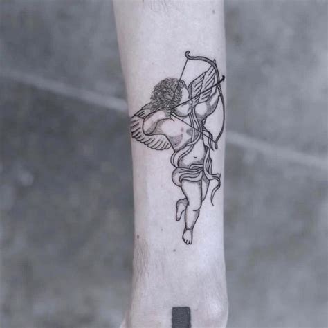 significado de cupido tatuaje|Tatuaje de Cupido (74 fotos): significados, diseños de tatuajes .